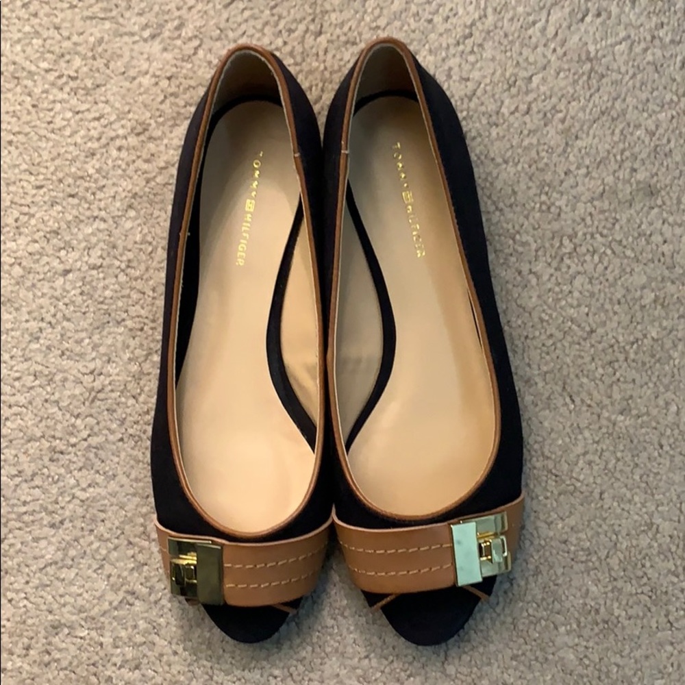Tommy Hilfiger Navy and Tan Leather-Trim Ballet Flats